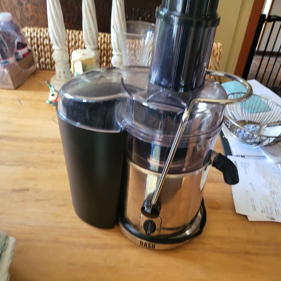 NASH JUICER/EXTRACTOR - Picture 2 of 6